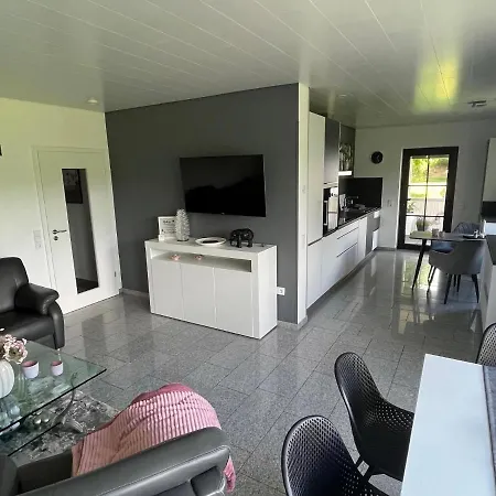 Vakantiehuis In Near Badesee