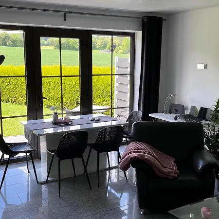 Vakantiehuis In Near Badesee *